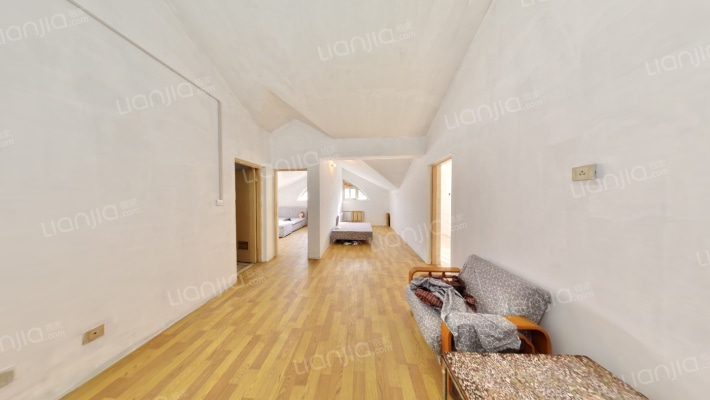 怡苑新区二手房实景图