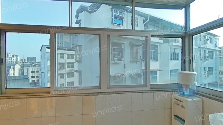 体育路30号二手房实景图