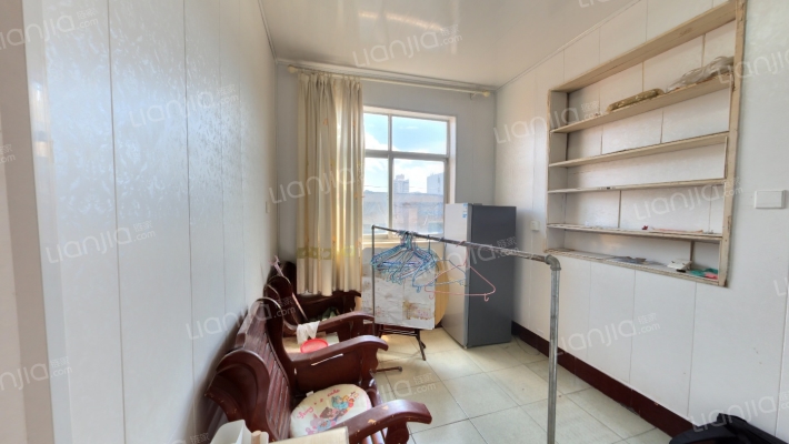 西大街48号二手房实景图