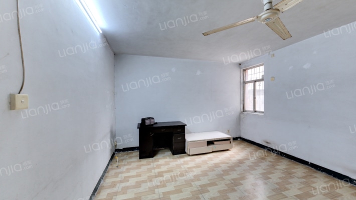 开源小区二手房实景图