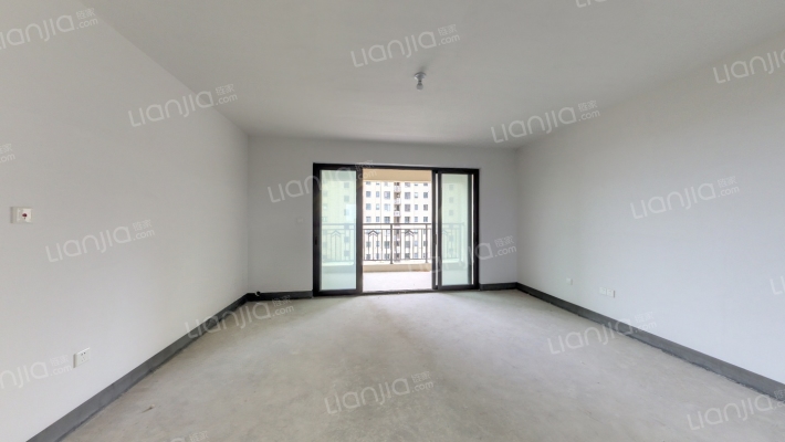 招商新城雍景湾二手房实景图