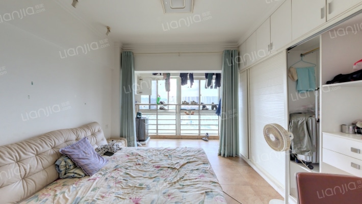 湾田国际二手房实景图