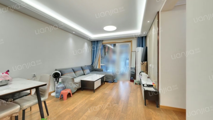 中联依山伴城三期二手房实景图