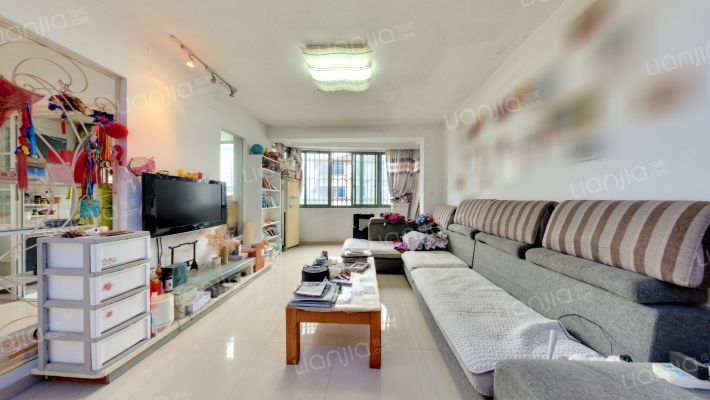 流虹家园二手房实景图