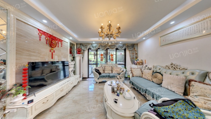 柏悦华府二手房实景图