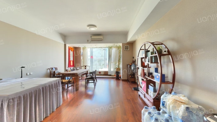 新世界名泷二手房实景图