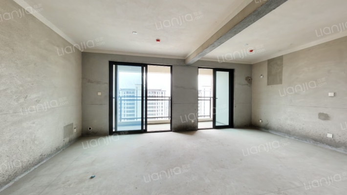 绿地云栖绿庭二手房实景图