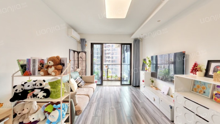 中航天逸二手房实景图