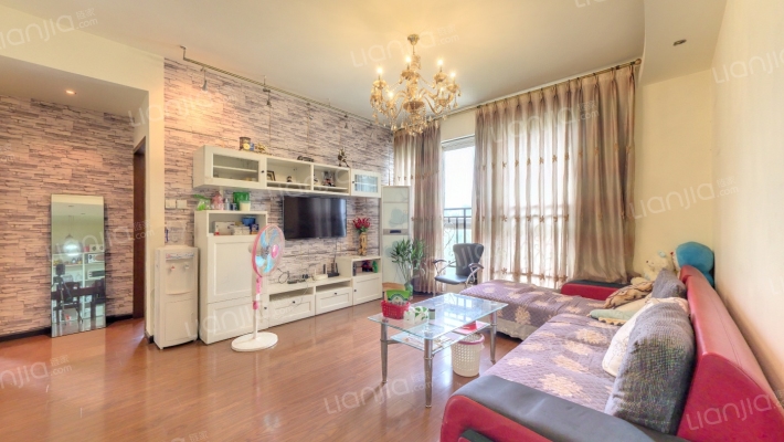 东晶丽苑二手房实景图