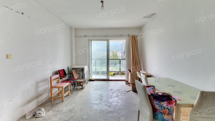 蒲阳路565号二手房实景图