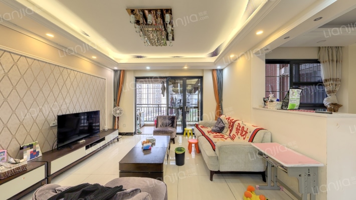 品峰荟豪庭二手房实景图