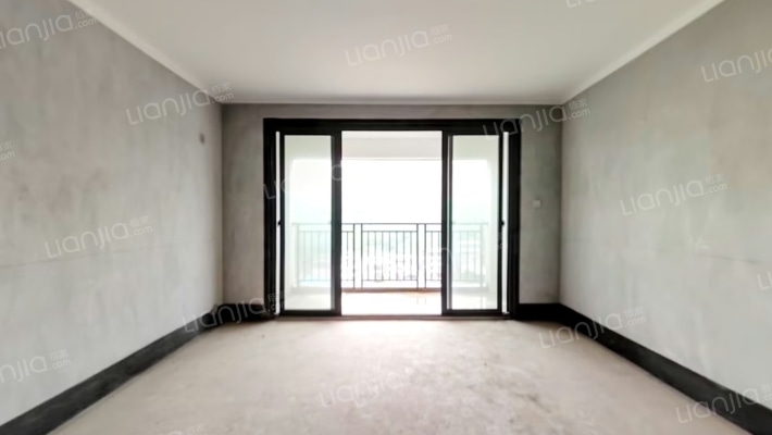 翡翠潮庭二手房实景图