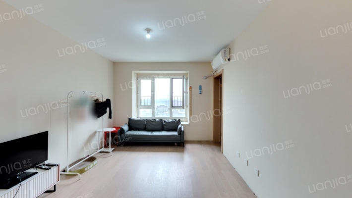 万科金域国际B区垣屏苑二手房实景图