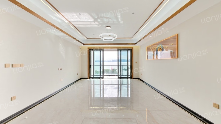 万菱情侣湾一号二手房实景图