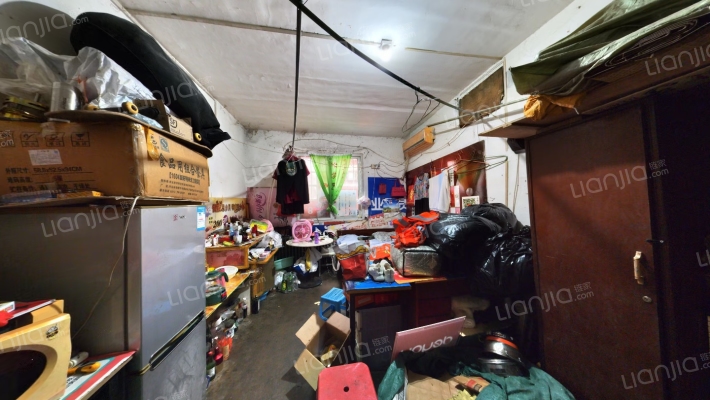 民主里二手房实景图