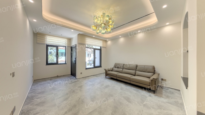 天域阳光别墅二手房实景图