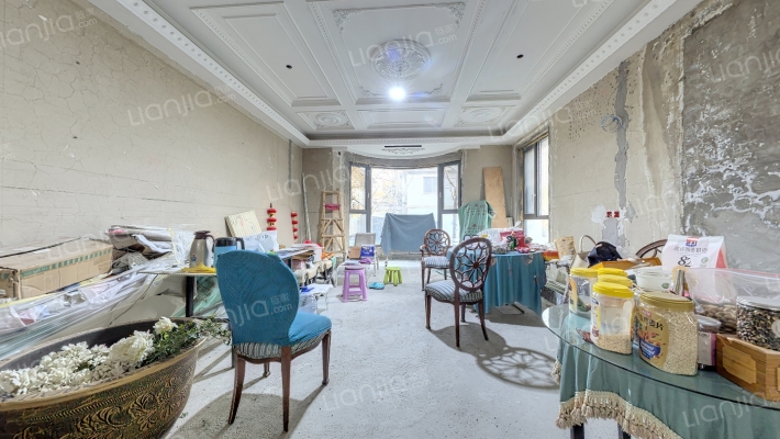 保利西山林语别墅二手房实景图