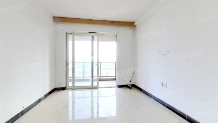 中新御景湾二手房实景图