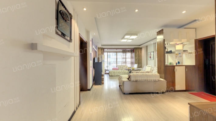 绿苑小区雅然居东区二手房实景图