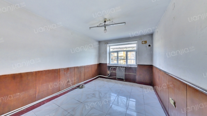 天江里二手房实景图