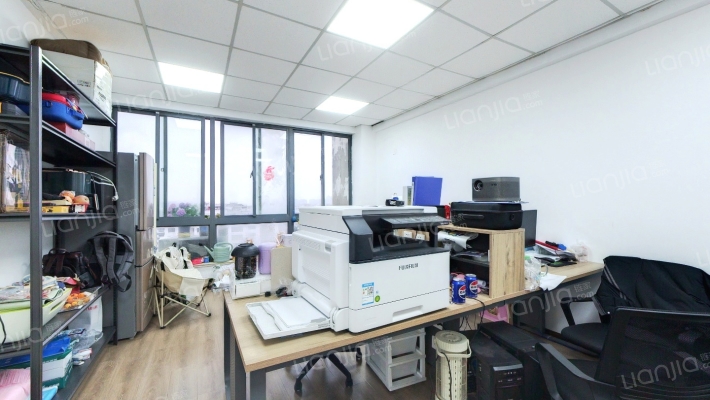 嘉裕广场二手房实景图