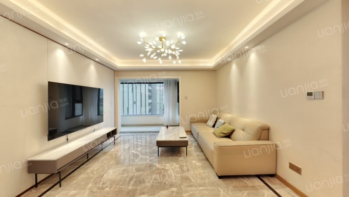 世茂璀璨天城二手房实景图