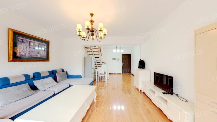 水晶宫公寓二手房实景图