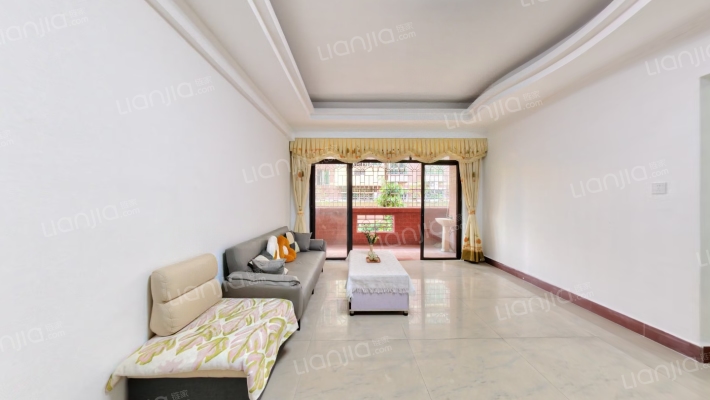 雅居豪庭二手房实景图