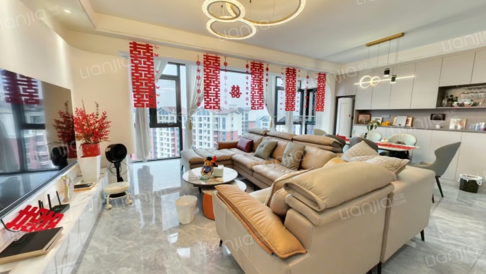 领地观江府二手房实景图