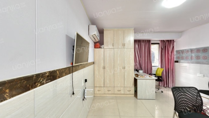 花和雅居二手房实景图