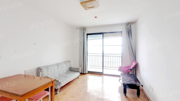 保利东郡律园二手房实景图