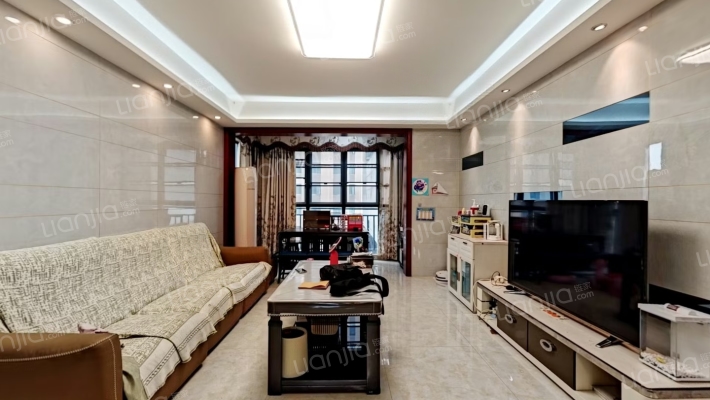 中桂园二手房实景图