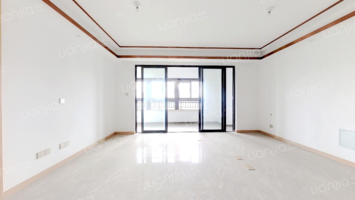 紫云花苑二手房实景图