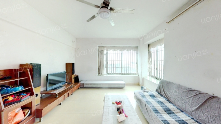 华庭轩商住楼二区二手房实景图