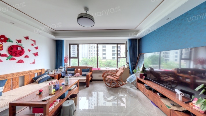 万科翡翠书院北区二手房实景图