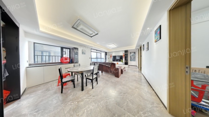 美的世茂滨江壹号二手房实景图