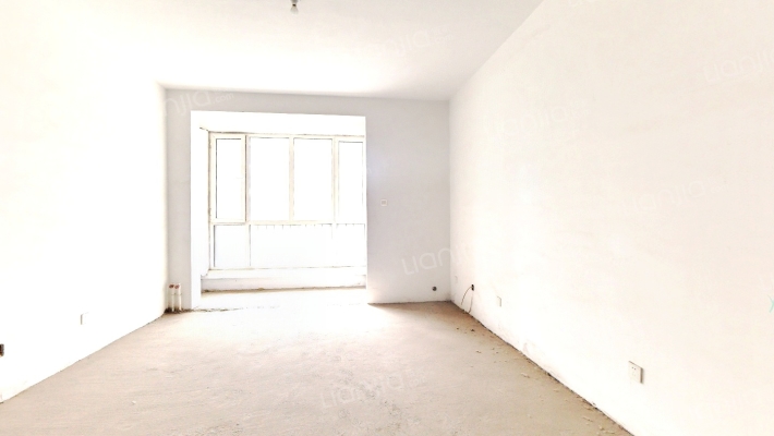 双塔区北二环凯旋门一梯两户电梯洋房毛坯随意装修-客厅