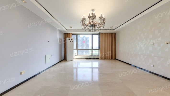 万科蓝山二手房实景图