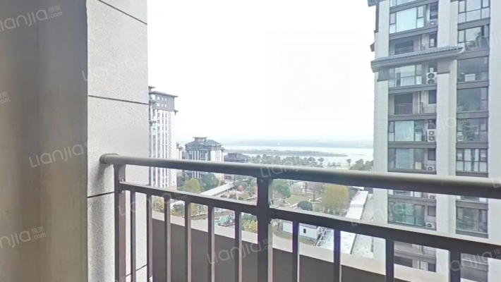 滨河新城二期二手房实景图