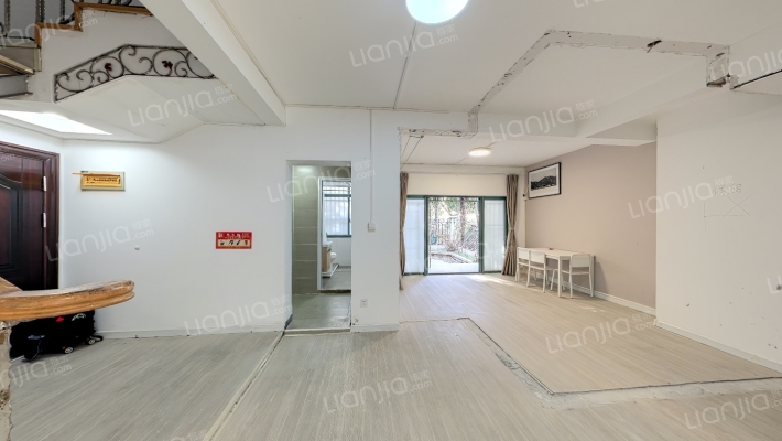 嘉茵苑二手房实景图