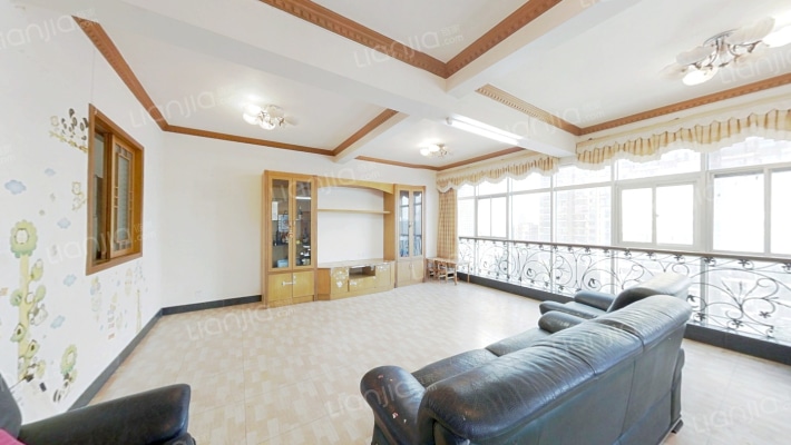 信托大厦二手房实景图