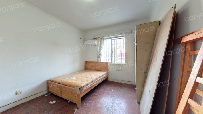 西铁楼二手房实景图