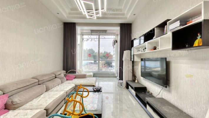 颐园国际二手房实景图