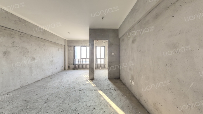 同信滨江壹号二手房实景图