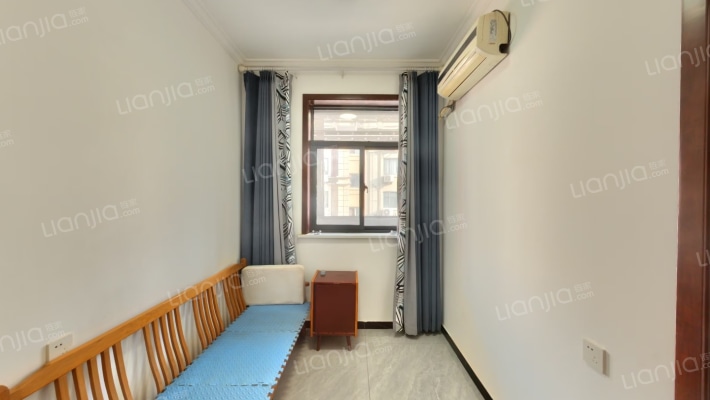 磷肥厂家属院二手房实景图