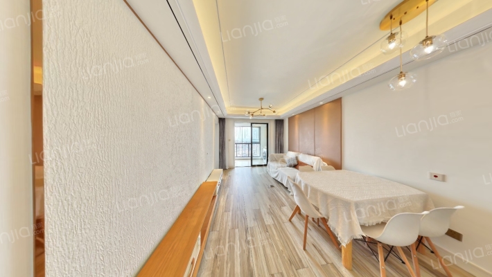 世茂御海墅二手房实景图