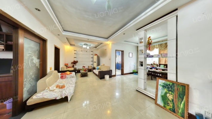 南漪路一百五十七号院二手房实景图