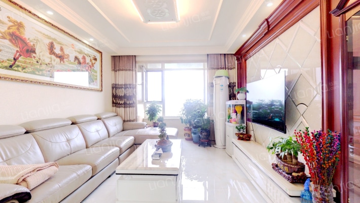 万科城C区二手房实景图