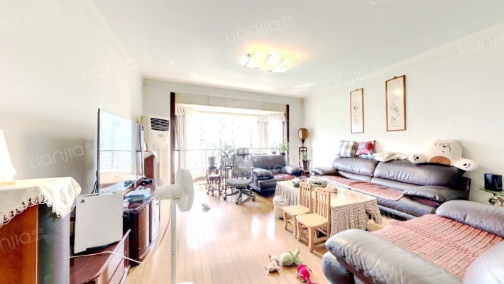 雅典国际社区二手房实景图