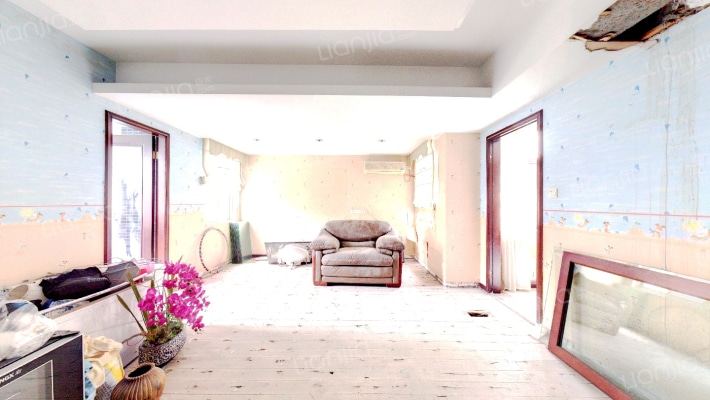 新侨联广场二手房实景图